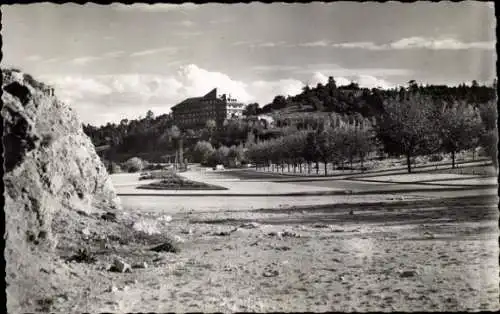 Ak Ifrane Marokko, Hotel Balima aus der Ferne
