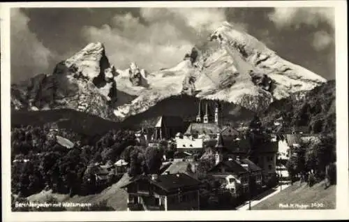 Ak Berchtesgaden in Oberbayern, Gesamtansicht, Watzmann