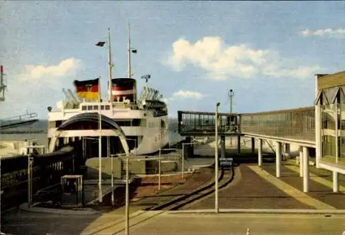 Ak Puttgarden Insel Fehmarn, Fährbahnhof, Fehmarn Kai, Fährschiff nach Dänemark