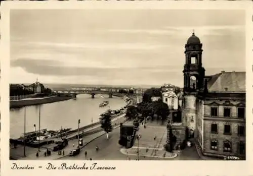 Ak Dresden Altstadt, Brühlsche Terrasse vor der Zerstörung durch amerikanische Bomber am 13.2.1945