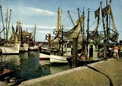 Ak Nordseebad List auf Sylt, Hafen, Fischerboote