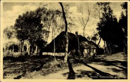 Ak Boxtel Nordbrabant Niederlande, Gemondseweg, Reetdachhaus