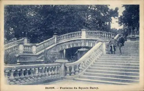 Ak Dijon Côte d'Or, Fontaine du Square Darcy