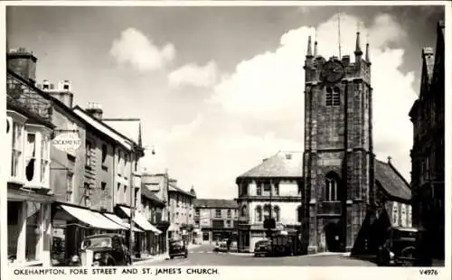 Ak Okehampton Devon England, Fore Street, St. James Kirche