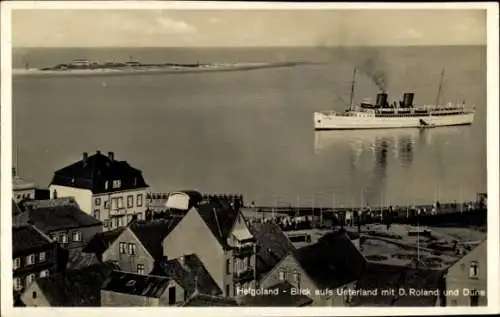 Ak Nordseeinsel Helgoland, Unterland mit Dampfer Roland und Düne