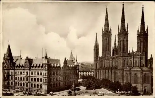 Ak Wiesbaden in Hessen, Marktplatz, Kirche