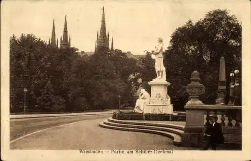 Ak Wiesbaden in Hessen, Schiller-Denkmal, Kirchtürme