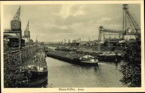 Ak Gröba Riesa an der Elbe Sachsen, Hafen