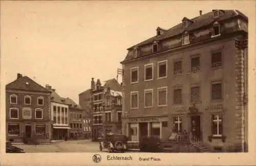 Ak Echternach Luxemburg, Grand Place, Café Central