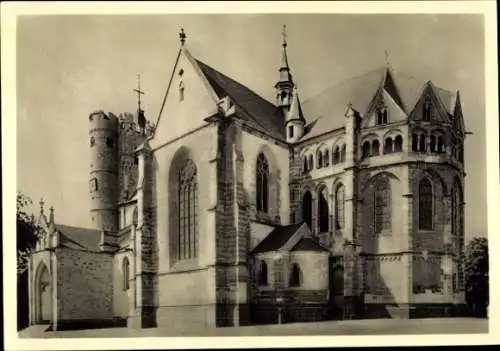 Ak Münstermaifeld an der Mosel, Stiftskirche, Chor, Langhaus