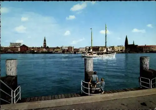 Ak Kiel Schleswig Holstein, Blick von Gaarden auf die Stadt