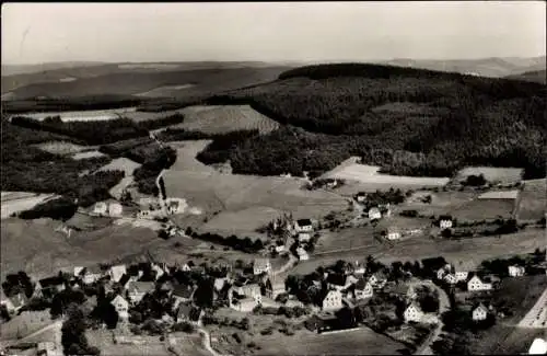 Ak Brachthausen Kirchhundem im Sauerland, Luftbild vom Ort