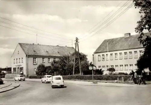 Ak Eggesin in Mecklenburg Vorpommern, Landambulatorium und Apotheke