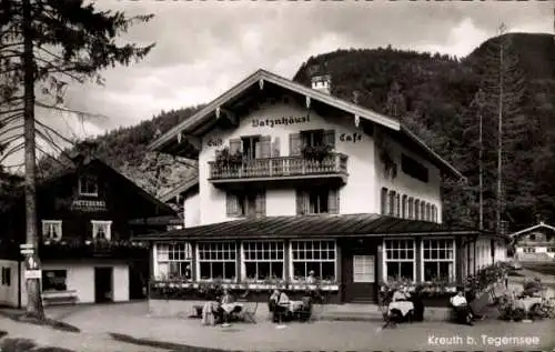 Ak Kreuth am Tegernsee Oberbayern, Teilansicht, Gasthaus Cafe, Metzgerei, Außenansicht