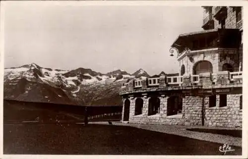 Ak Luchon Haute Garonne, la Chaine des Pyrenees, vue de l'Hotel de Superbagneres