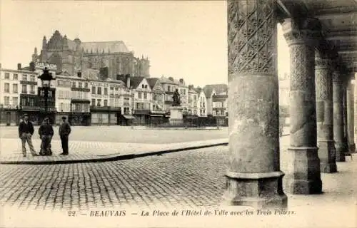 Ak Beauvais Oise, Rathausplatz, Säulen, Kathedrale