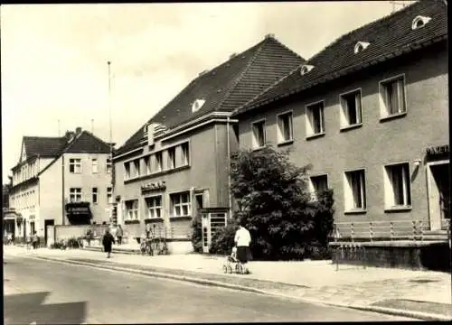 Ak Falkensee im Havelland, Postamt, Straßenpartie