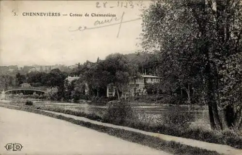 Ak Chennevières Val de Marne, Blick von der Brücke