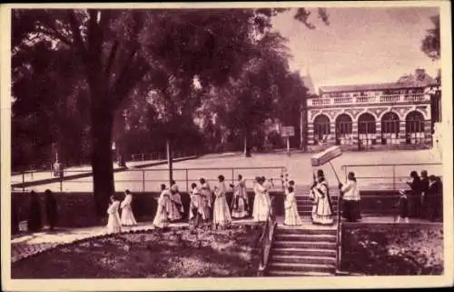 Ak Fontenay sous Bois Val de Marne, Kleines Seminar der Franziskanischen Missionen, Procession