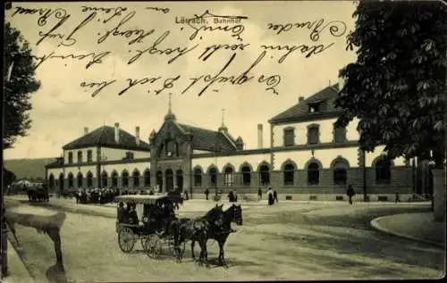 Ak Lörrach in Baden Württemberg, Blick auf den Bahnhof, Straßenseite