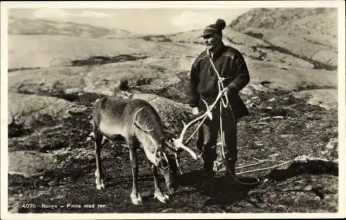 Ak Norwegen, Bauer mit Rentier