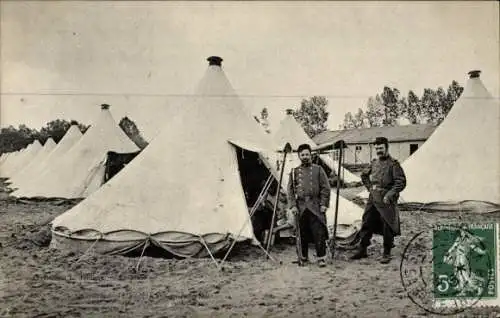 Ak Camp d'Auvours Champagné Sarthe, Zelte, Männer in Uniform