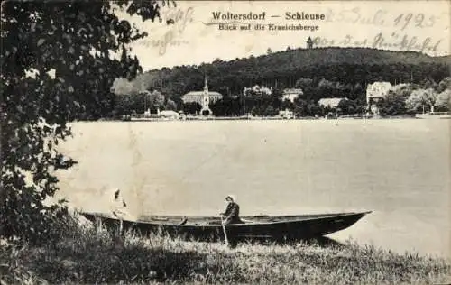 Ak Woltersdorf bei Berlin, Woltersdorfer Schleuse, Ruderboot, Kranichsberge