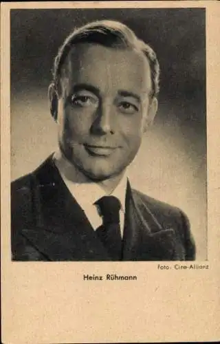 Ak Schauspieler Heinz Rühmann, Portrait, Anzug