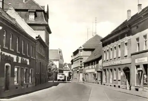 Ak Teuchern im Burgenlandkreis, Straße des Friedens