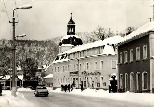 Ak Schmiedeberg Dippoldiswalde im Osterzgebirge, Filmtheater und HO Gaststätte