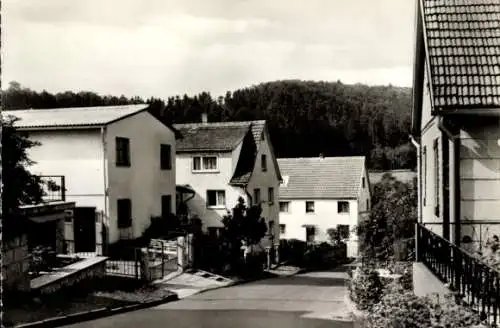 Ak Henneberg Meiningen in Thüringen, Ortsansicht mit Häusern