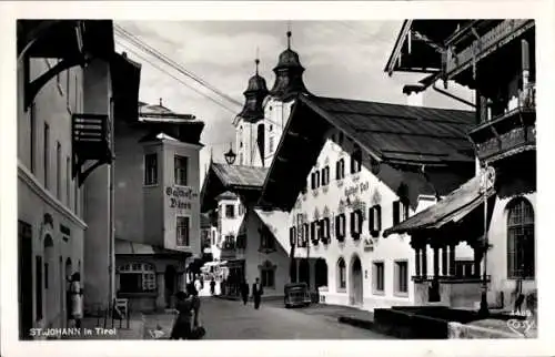 Ak St. Johann Tirol, Gasthof zum Bären mit Gasthof Post und Kirche