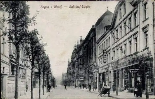 Ak Hagen in Westfalen Ruhrgebiet, Blick in die Bahnhofstraße, Tabakladen W. Bauer, Victoria Automat