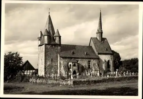 Ak Münchhausen am Burgwald Münchhausen am Christenberg Hessen, Christenberg, Kirche, Friedhof