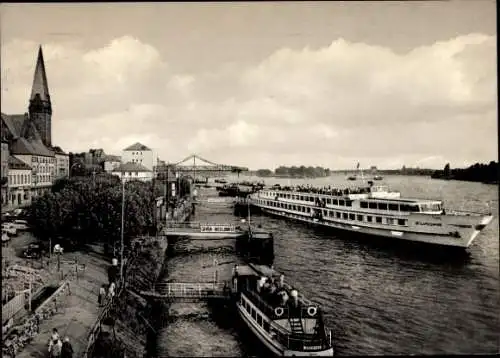 Ak Biebrich am Rhein Wiesbaden, Rheinufer, Luxusdampfer Europa