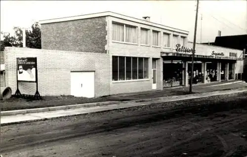 Ak Smeermaas Limburg, Patisserie Superette Nubo, Brugstraat