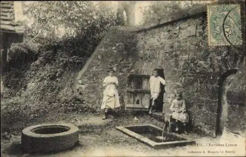 Ak Montfermeil Seine Saint Denis, Fontaine