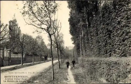 Ak Montfermeil Seine Saint Denis, Avenue Victor Hugo