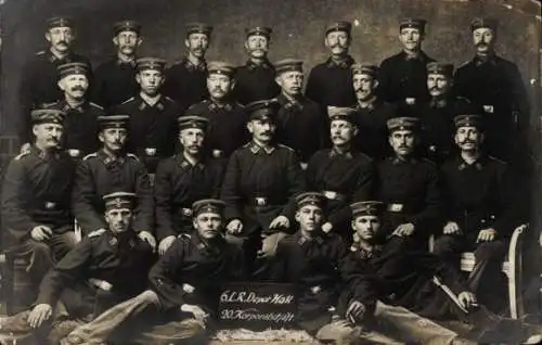 Foto Ak Deutsche Soldaten in Uniformen, Kaiserzeit, Gruppenbild