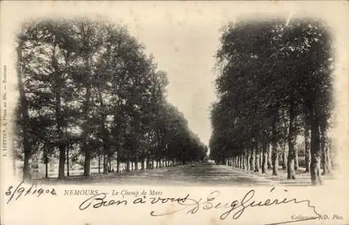 Ak Nemours Seine-et-Marne, Champ de Mars