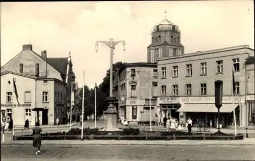 Ak Wolgast in Mecklenburg Vorpommern, Platz der Jugend