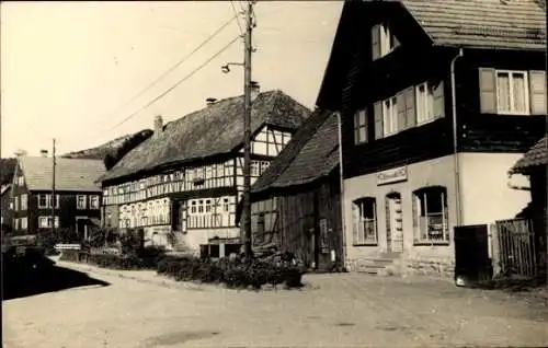 Ak Albrechts Suhl in Thüringen, Teilansicht, Fachwerkhaus