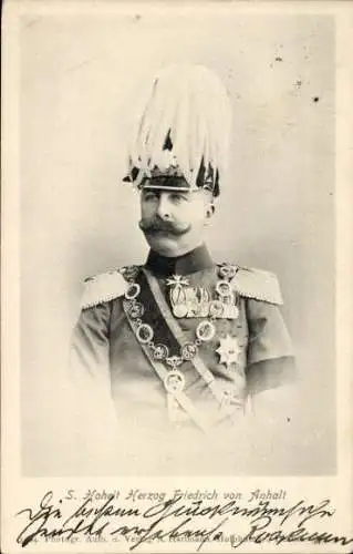 Ak Herzog Friedrich von Anhalt, Portrait in Paradeuniform, Orden