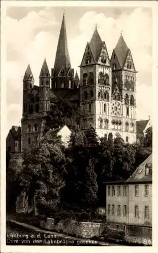 Ak Limburg an der Lahn, Dom von der Lahnbrücke gesehen