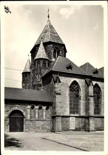 Ak Essen im Ruhrgebiet, Münsterkirche, Südseite, Westwerk, Atrium, gotisches Seitenschiff