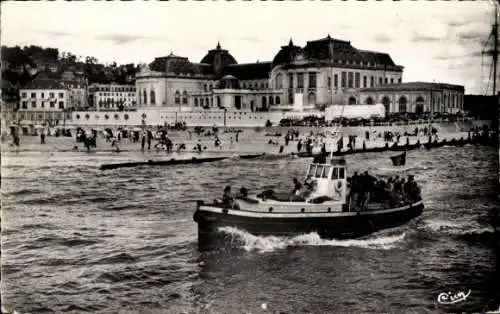 Ak Trouville Calvados, Le Casino, La Place et une des Vedettes