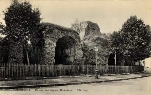 Ak Périgueux Nouvelle-Aquitaine Dordogne, Ruines des Arenes Romaines