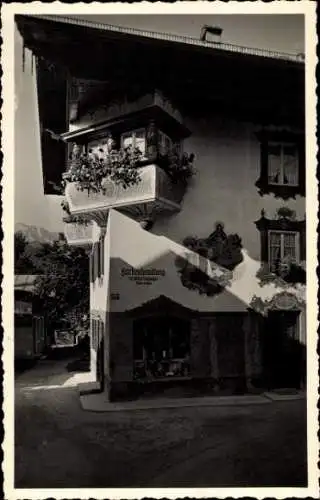 Foto Garmisch Partenkirchen in Oberbayern, Farbenhandlung