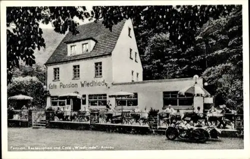 Ak Arnsau Dattenberg in Rheinland Pfalz, Restaurant Cafe Wiedfriede, Inh. Helene Stoffels, Motorrad