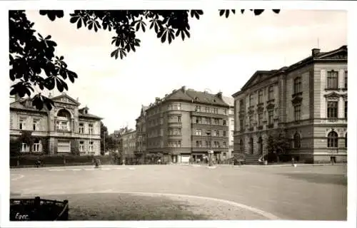 Ak Cheb Eger Reg. Karlsbad, Gebäude, Straßenkreuzung